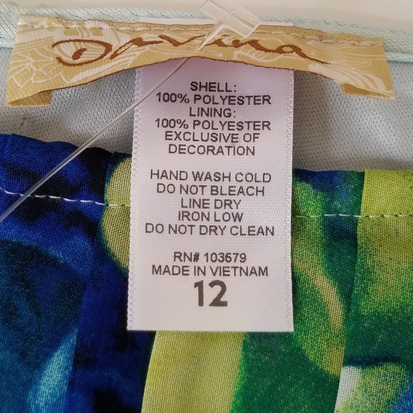 Floral Pleated Dress - Picture 7 of 8